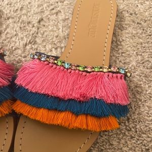 Mystique multi-color slides size 8